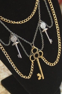 Keys of Shahrizai Necklace